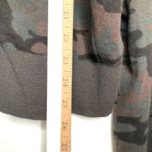 Sanctuary Womens Lets Hang Cardigan Size L Camo Sweater Camouflage Green - Picture 10 of 12